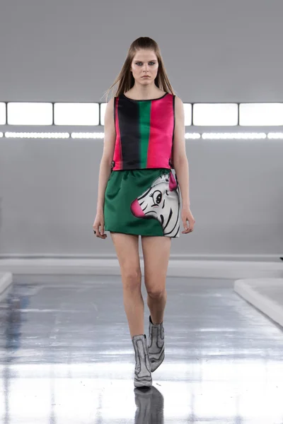 Look 7